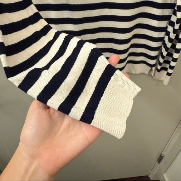 Zara cream and black stripe knit top Long sleeve round neck sweater size medium - Picture 4 of 9